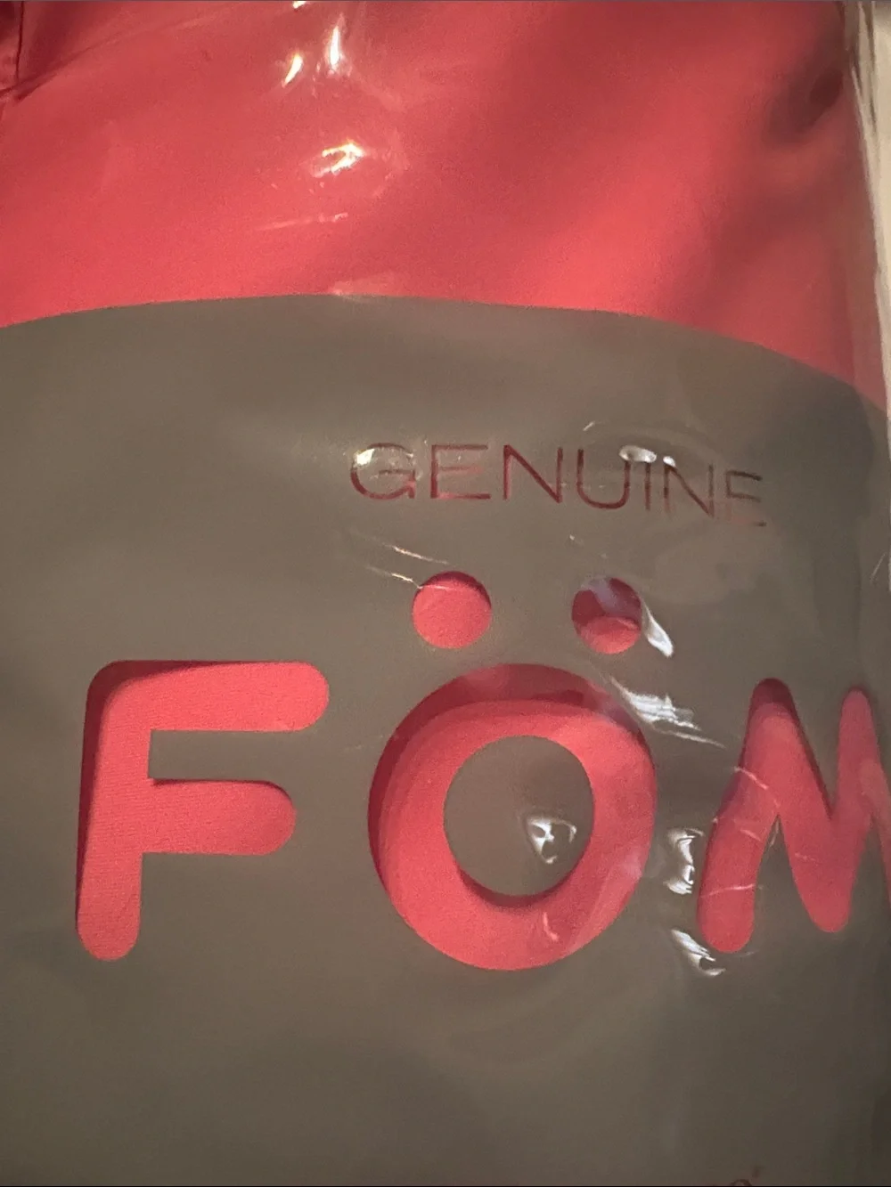 Brookstone Pink FÖM Plush Throw